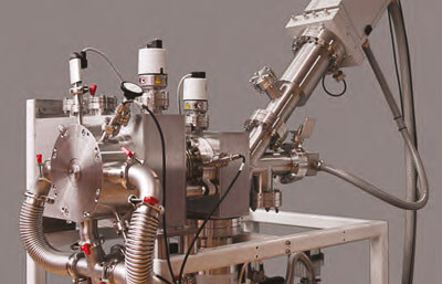 Machine for high pressure molecular beam sampling